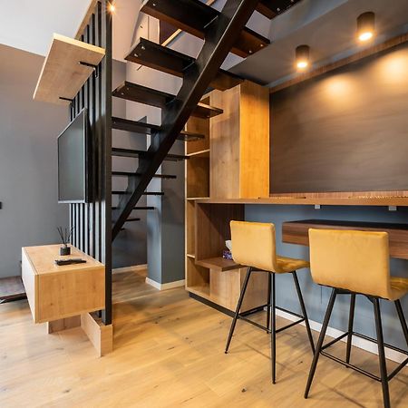 Sunflower - Chic Loft In Tineretului Bucharest Exterior photo