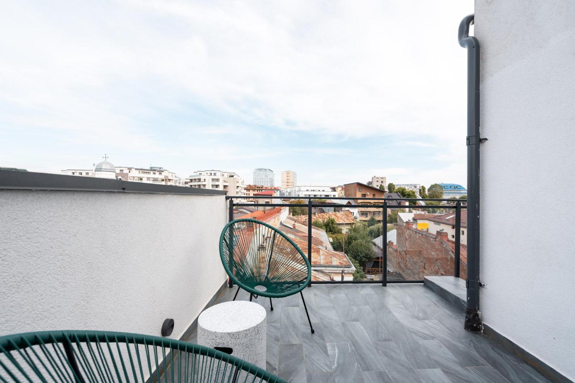 Sunflower - Chic Loft In Tineretului Bucharest Exterior photo
