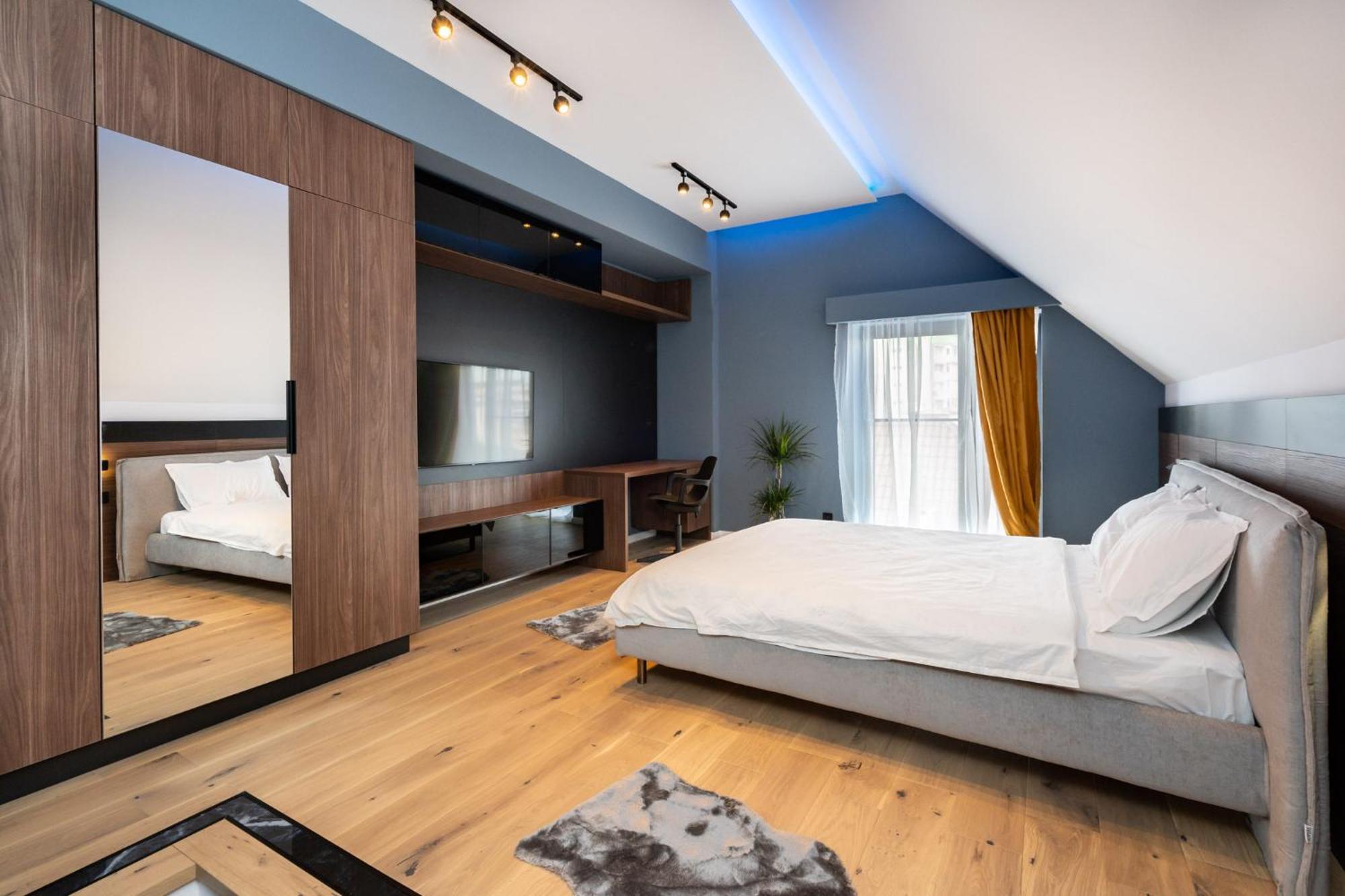 Sunflower - Chic Loft In Tineretului Bucharest Exterior photo