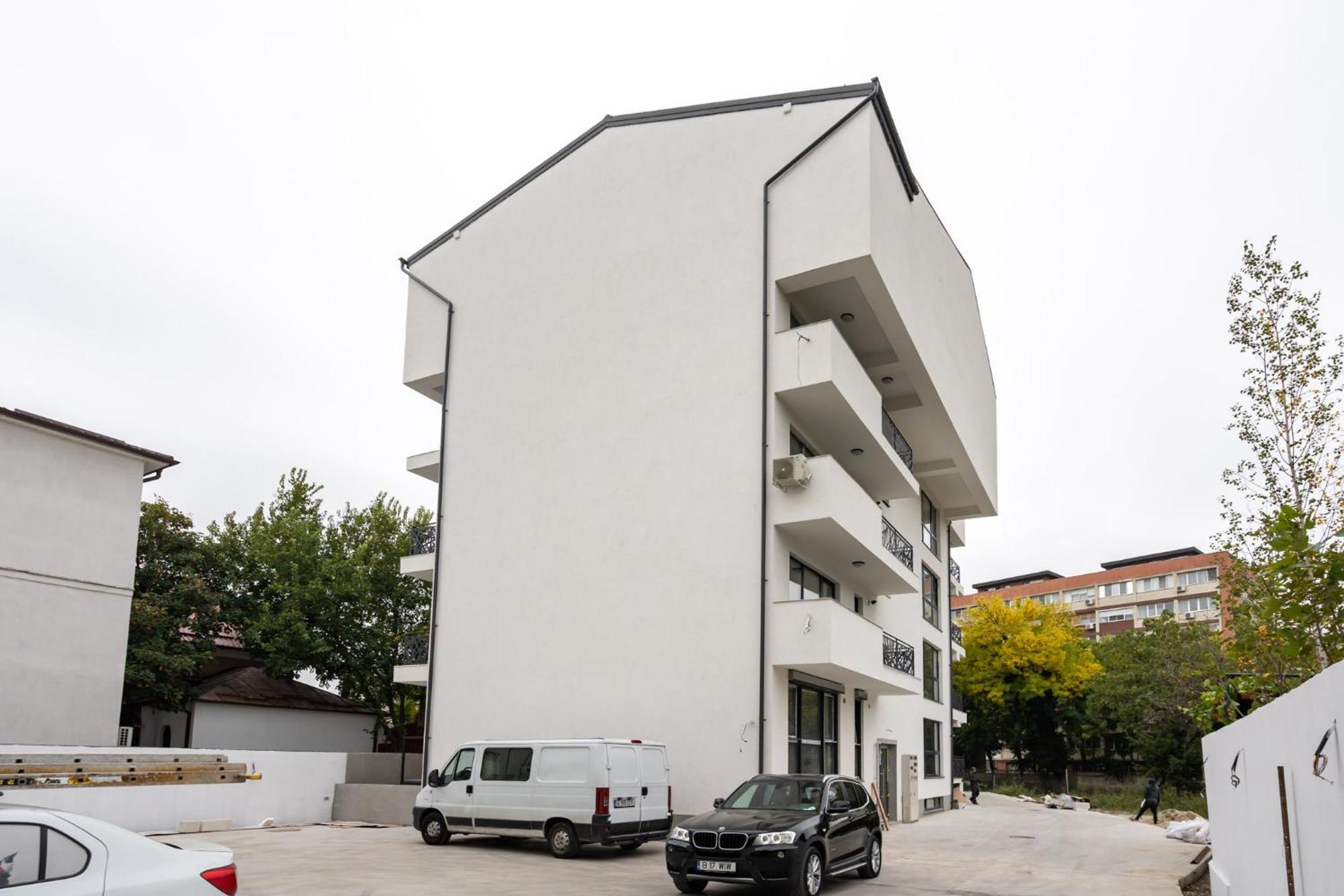 Sunflower - Chic Loft In Tineretului Bucharest Exterior photo