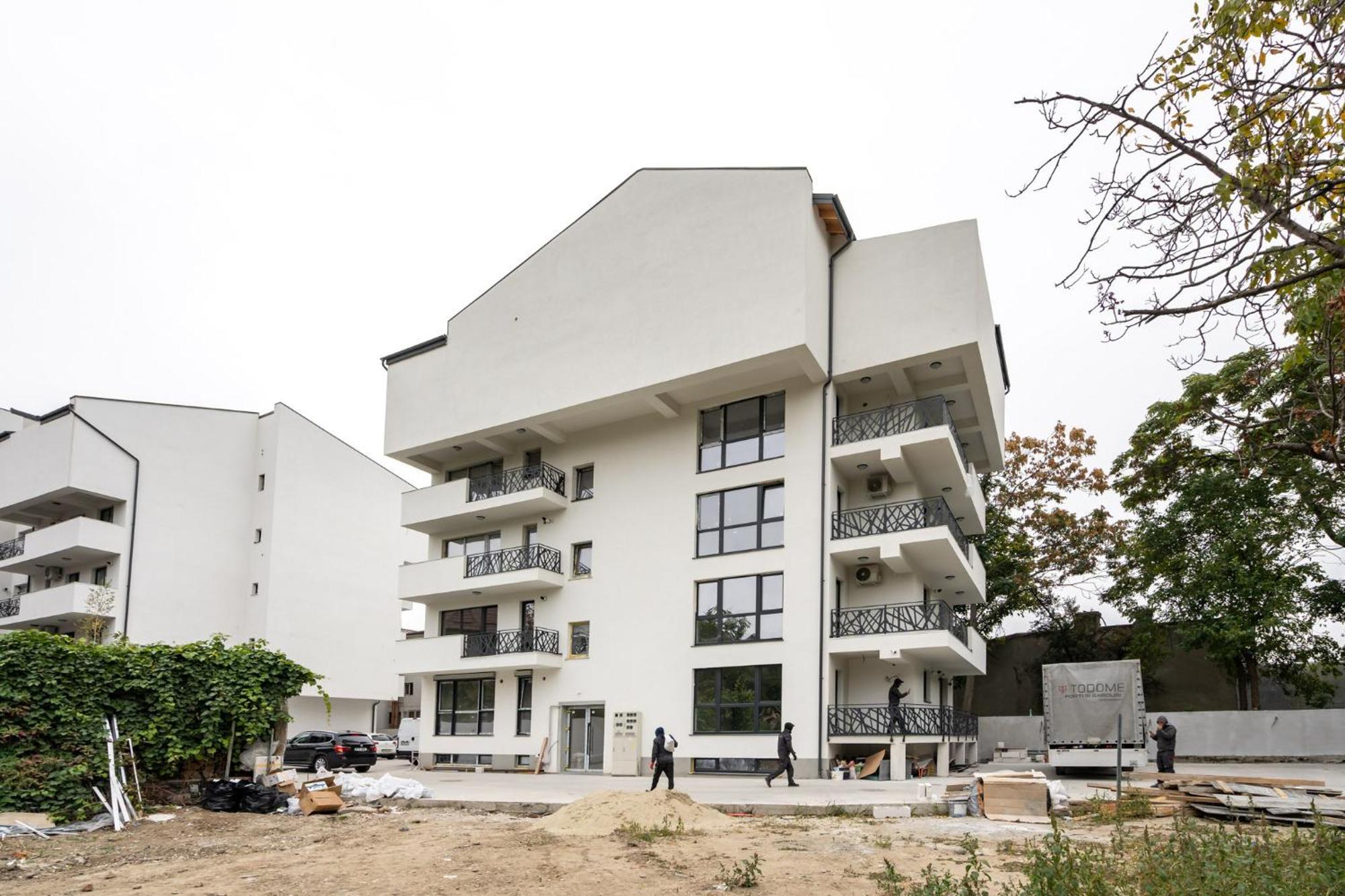 Sunflower - Chic Loft In Tineretului Bucharest Exterior photo